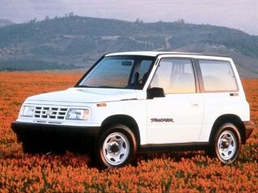 Chevrolet Tracker I، دفع رباعي 3 أبواب — منظر أمامي أيسر