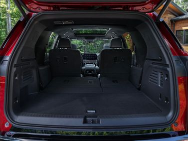 Chevrolet Traverse III, Внедорожник 5 дв. — багажное отделение