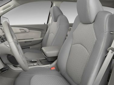 Chevrolet Traverse I، دفع رباعي 5 أبواب — المقاعد الأمامية