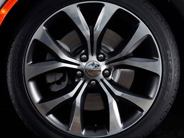 Chrysler 200 II, Седан — колёсный диск