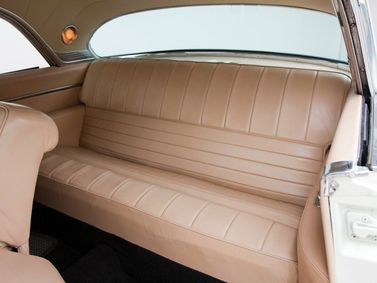 Chrysler 300 Letter Series I (C-300), Купе-Хардтоп — задние сиденья