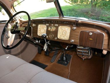 Chrysler Imperial ثالثاً، سيدان — لوحة القيادة