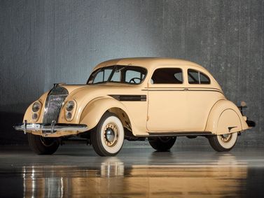 Chrysler Imperial ثالثاً، كوبيه — منظر أمامي أيسر