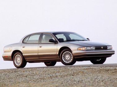 Chrysler LHS I, Седан — вид спереди справа