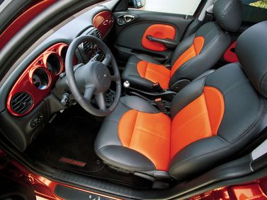 Chrysler PT Cruiser، واجون 5 أبواب — منطقة السائق