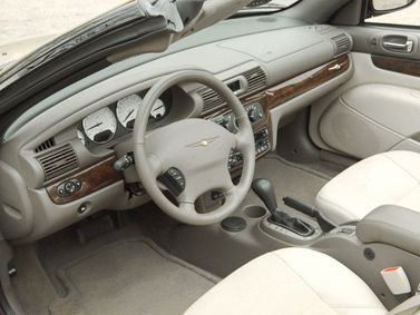 Chrysler Sebring فيس ليفت الثاني، قابلة للتحويل — منطقة السائق