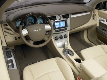 Chrysler Sebring ثالثاً، قابلة للتحويل — لوحة القيادة