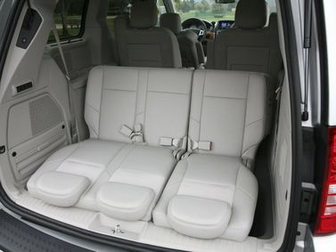 Chrysler Town & Country V, Минивэн — третий ряд сидений