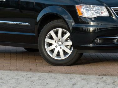Chrysler Town & Country V Рестайлинг, Минивэн — колёсный диск