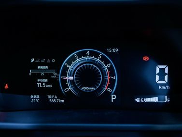Daihatsu Rocky A200، دفع رباعي 5 أبواب — لوحة العدادات