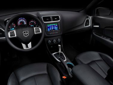 Dodge Avenger فيس ليفت الثاني، سيدان — لوحة القيادة