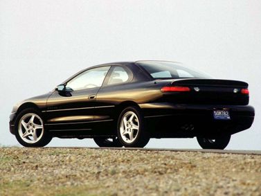 Dodge Avenger I، كوبيه — منظر خلفي أيمن