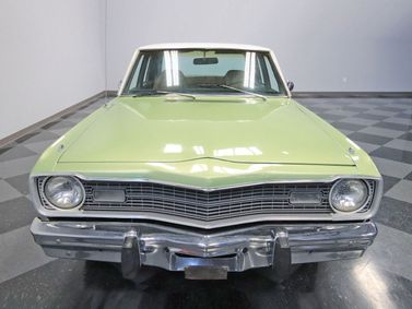 Dodge Dart عملية فيس ليفت IV 2، سيدان — منظر أمامي