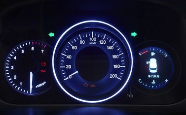 DongFeng 370 I، دفع رباعي 5 أبواب — لوحة العدادات