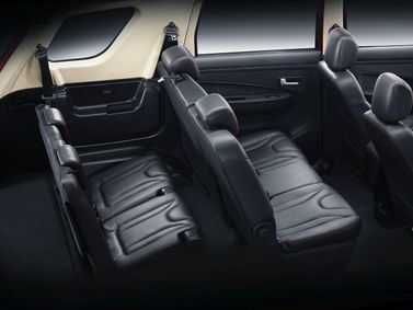 DongFeng 370 I، دفع رباعي 5 أبواب — مقاعد الصف الثالث