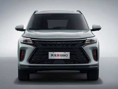 DongFeng 580 ثانياً، دفع رباعي 5 أبواب — منظر أمامي