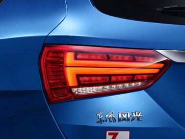 DongFeng 580 I Рестайлинг, Внедорожник 5 дв. — задний фонарь