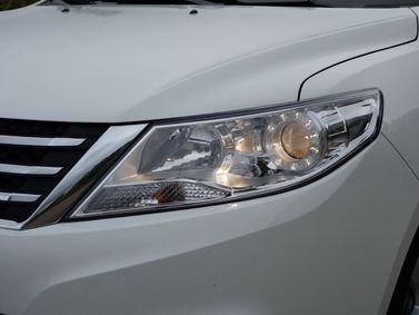 DongFeng A30 I, Седан — передняя фара