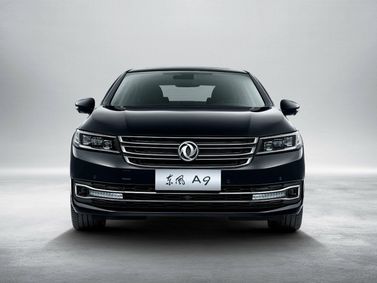 DongFeng A9 I, Седан — вид спереди