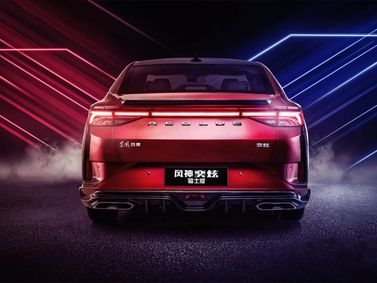 DongFeng Aeolus Yixuan I, Седан — вид сзади