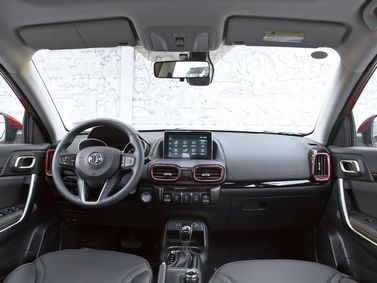 DongFeng AX4, Внедорожник 5 дв. — передняя панель