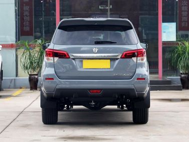 DongFeng Paladin I، دفع رباعي 5 أبواب — منظر خلفي