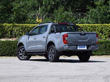 DongFeng Rich 7, Пикап двойная кабина — вид сзади в три четверти