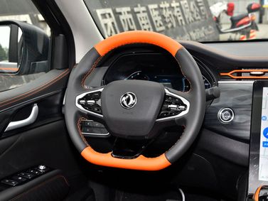 DongFeng Rich 7، بيك أب بكابينة مزدوجة Tiger Roar — عجلة القيادة