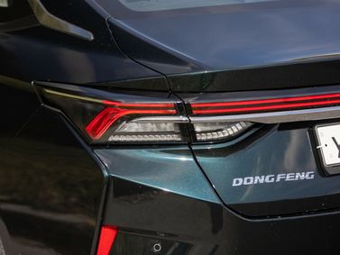 DongFeng Shine Max, Седан — задний фонарь