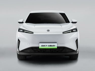 DongFeng Sky EV01, Внедорожник 5 дв. — вид спереди