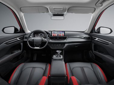 DongFeng Aeolus Yixuan GS, Внедорожник 5 дв. — передняя панель