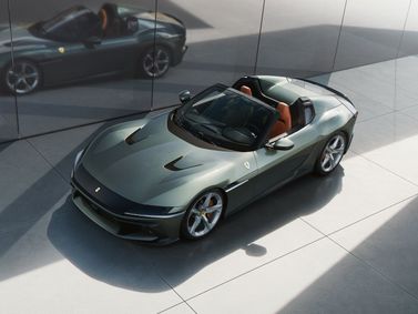 Ferrari 12Cilindri, Кабриолет Spider — вид спереди в три четверти