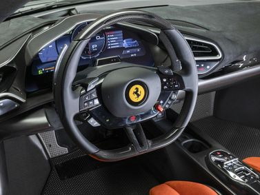 Ferrari 296, Купе Speciale — рулевое колесо