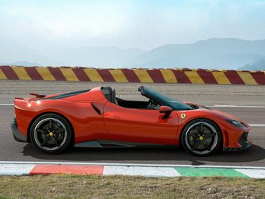 Ferrari 296, Родстер Speciale A — вид слева