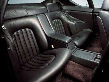 Ferrari 456 I (456), Купе — задние сиденья