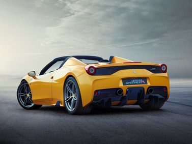 Ferrari 458, Родстер Speciale — вид сзади слева