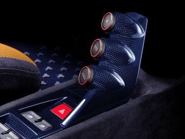 Ferrari 458, Родстер Speciale — селектор коробки передач