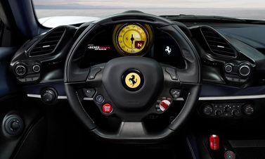 Ferrari 488, Родстер Pista Spider — место водителя
