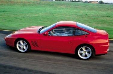 Ferrari 550, Купе Maranello — вид слева