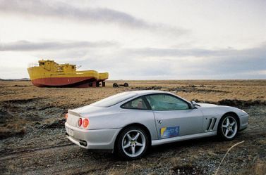 Ferrari 550, Купе Maranello — вид сзади справа