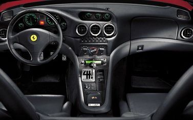 Ferrari 550, Родстер Barchetta — передняя панель