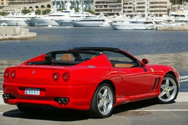 Ferrari 575M, Родстер Superamerica — вид сзади справа