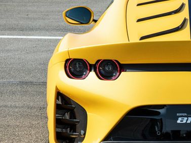 Ferrari 812, Купе Competizione — задний фонарь