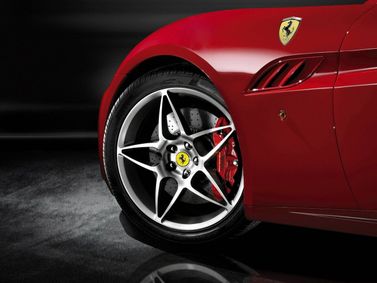 Ferrari California I, Кабриолет — колёсный диск
