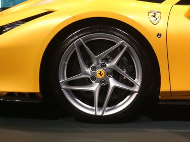 Ferrari F8, Родстер Spider — колёсный диск