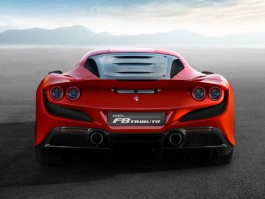 Ferrari F8, Купе Tributo — вид сзади