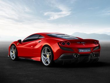 Ferrari F8, Купе Tributo — вид сзади справа