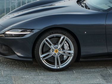 Ferrari Roma, Купе — передняя часть автомобиля крупным планом