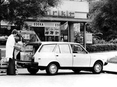 Fiat 131، واجون 5 أبواب — منظر خلفي أيسر