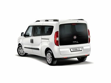 Fiat Doblo II, Компактвэн Maxi — вид сзади справа